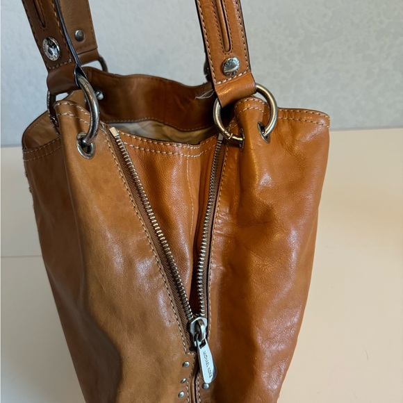 Michael Kors Astor Leather Hobo Shoulder Bag - Picture 10 of 17